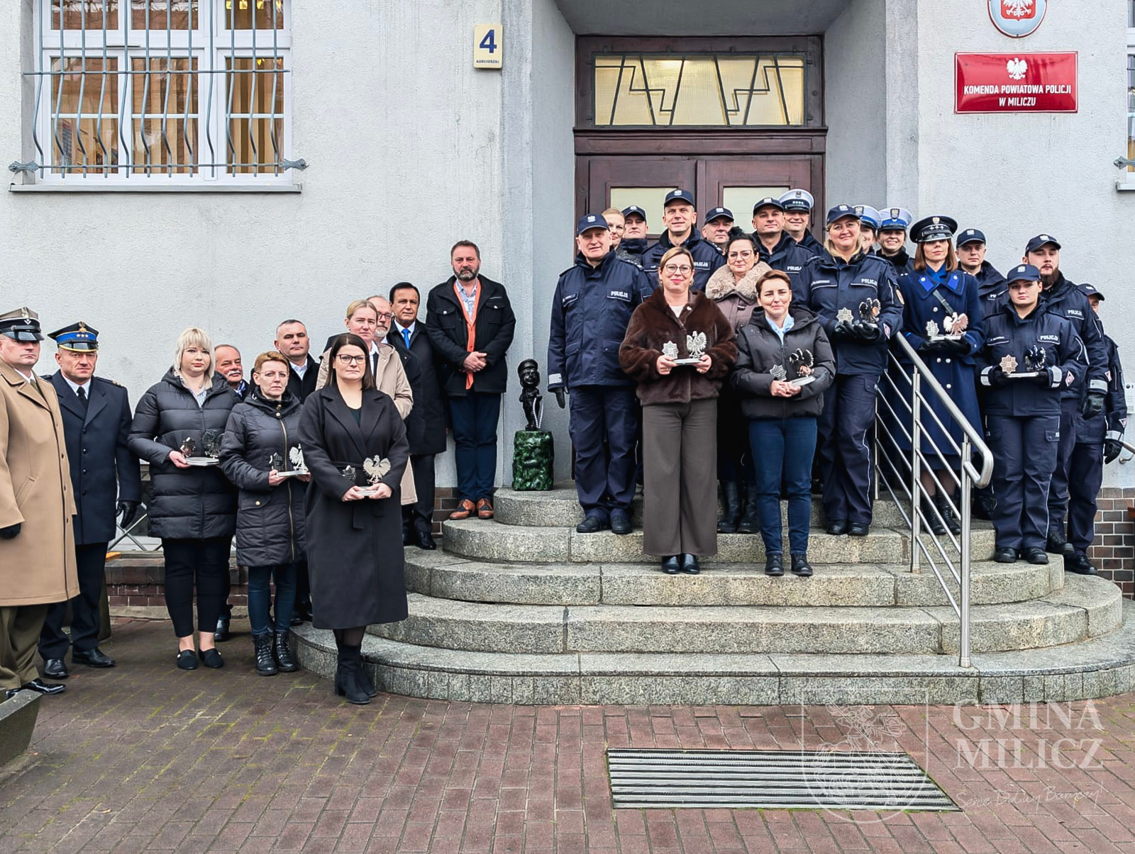 UROCZYSTE ODSŁONIĘCIE SKRZATKI POLINKI