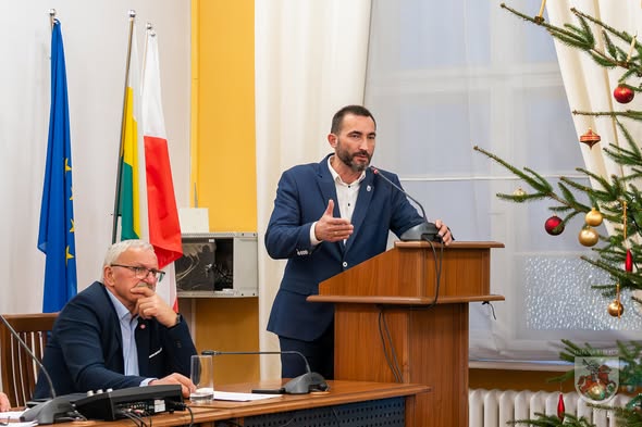 PRACOWNICY I DZIECI Z NIEPUBLICZNYCH PLACÓWEK MOGĄ ODETCHNĄĆ Z ULGĄ